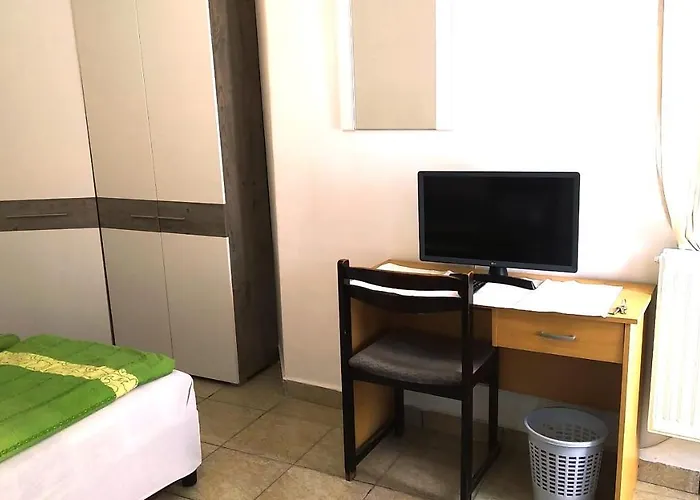 Hostel Maros