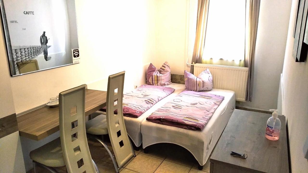 Maros Hostel Gyor